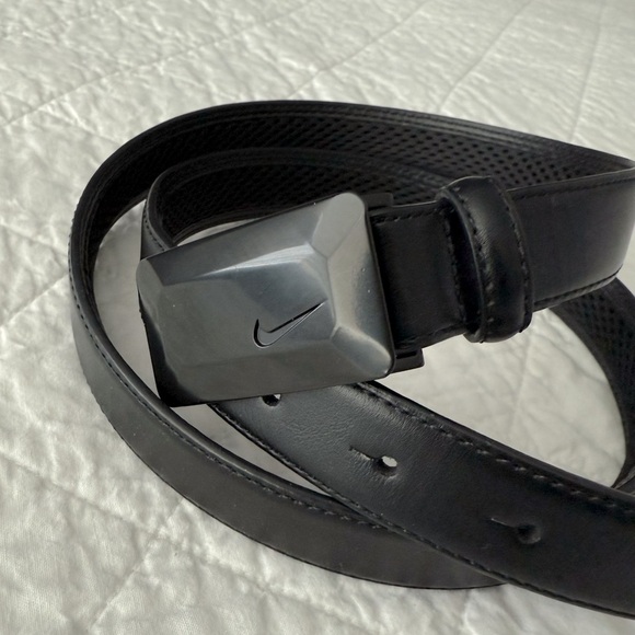 Nike Accessories - NWT Nike Black Belt Modern Design